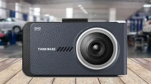 Thinkware X800 dash camera front